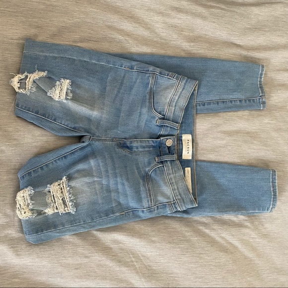 PacSun light wash ripped skinny jeans. Size 23 - Picture 3 of 6